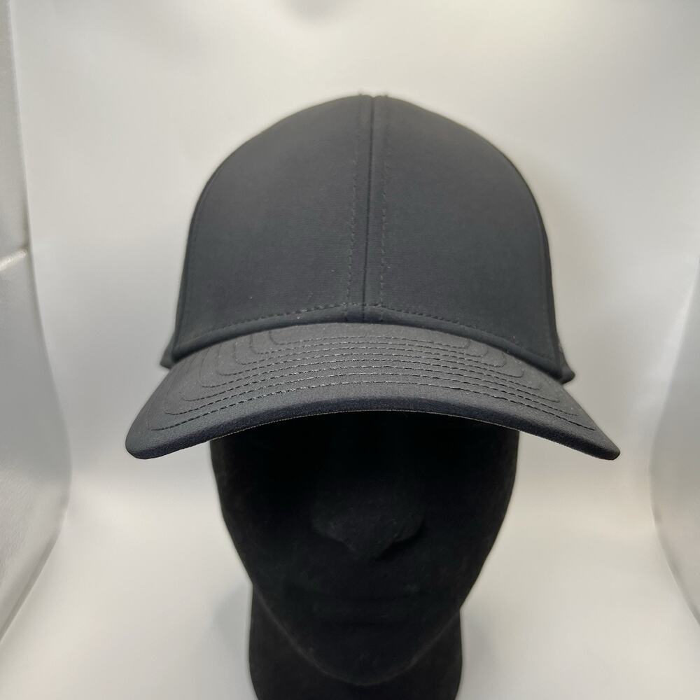 Melin A-Game Hydro Performance Snapback Hat Black Classic 58cm Golf EUC